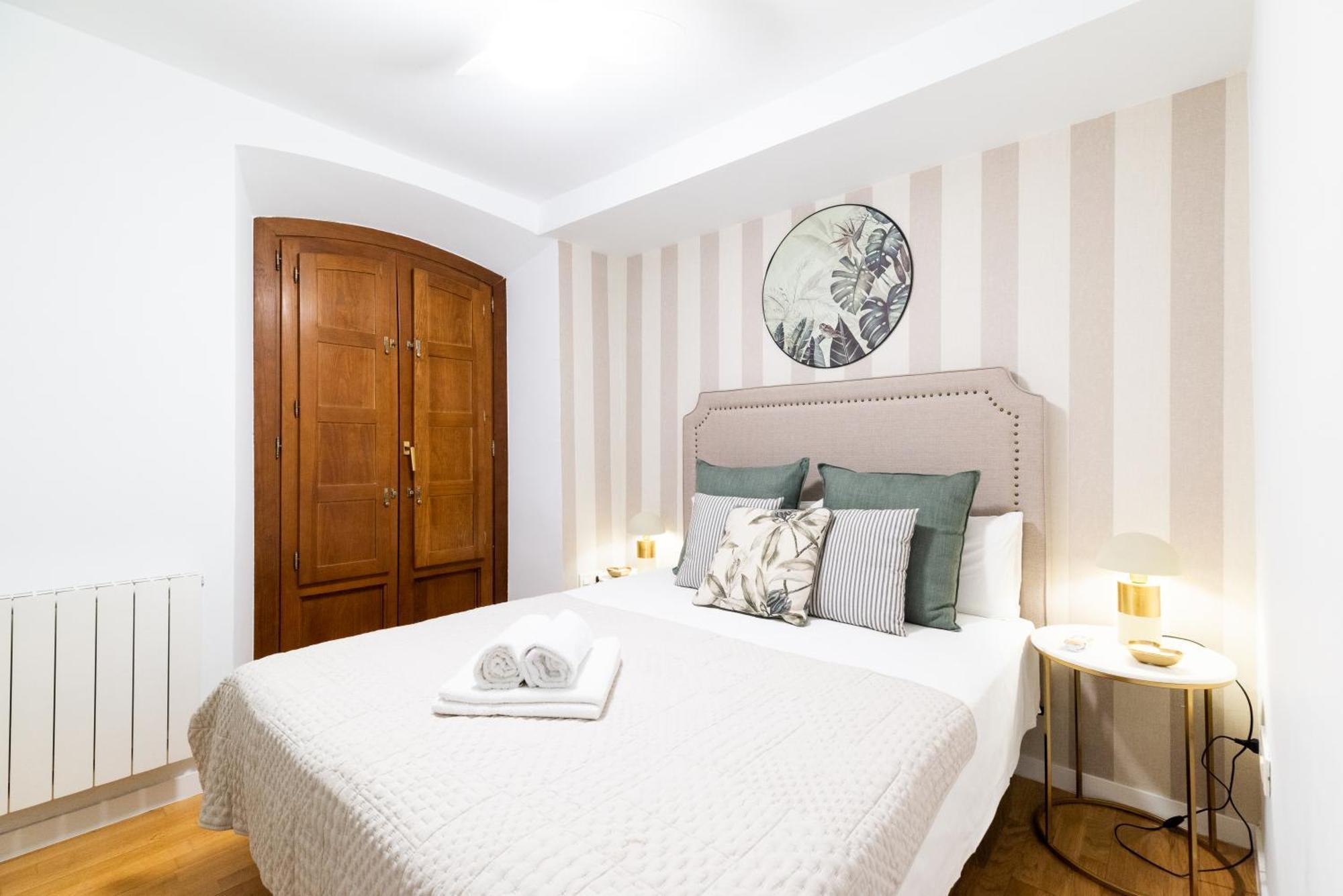 Moderno Apartamento En Granada Centro Buitenkant foto
