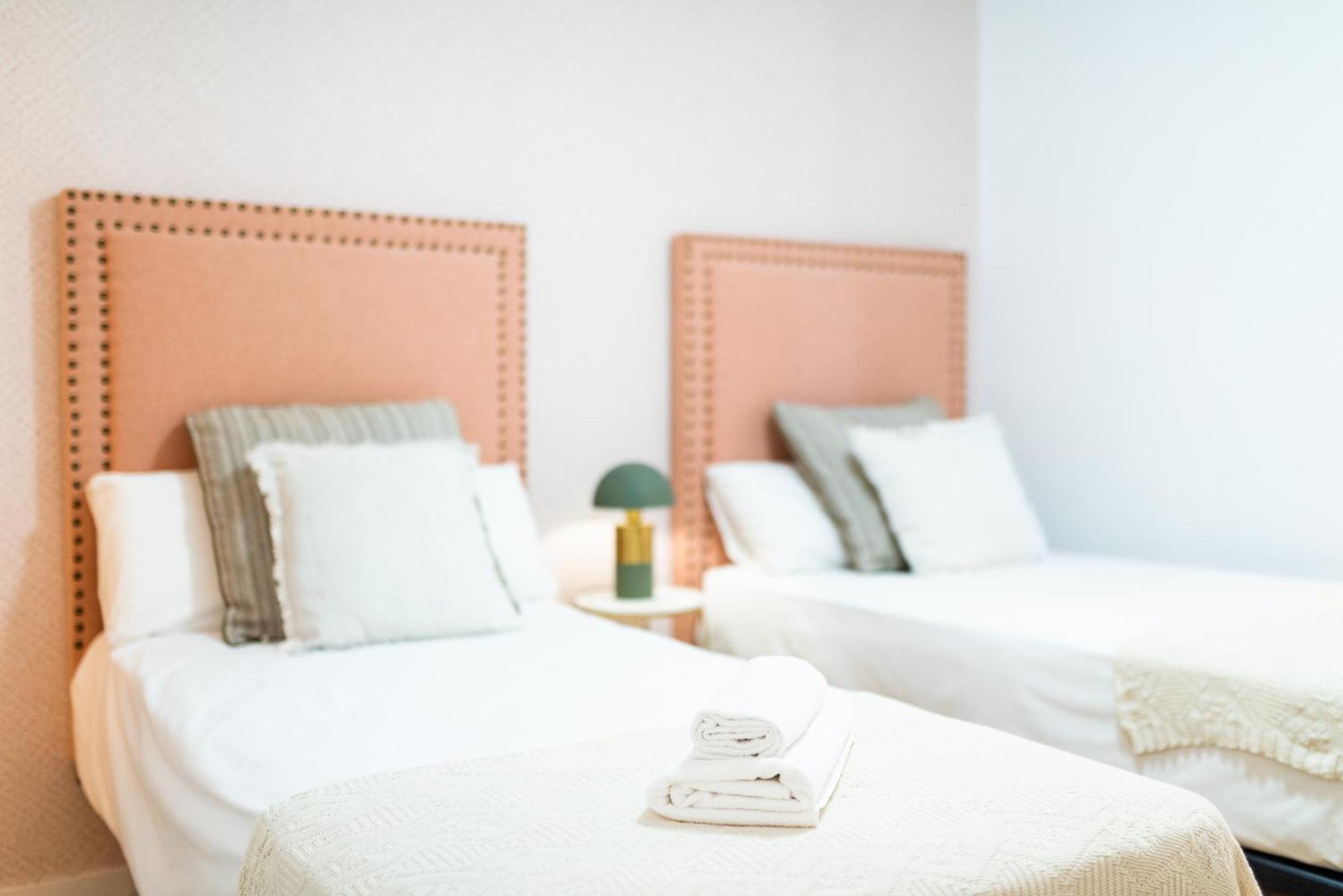 Moderno Apartamento En Granada Centro Buitenkant foto