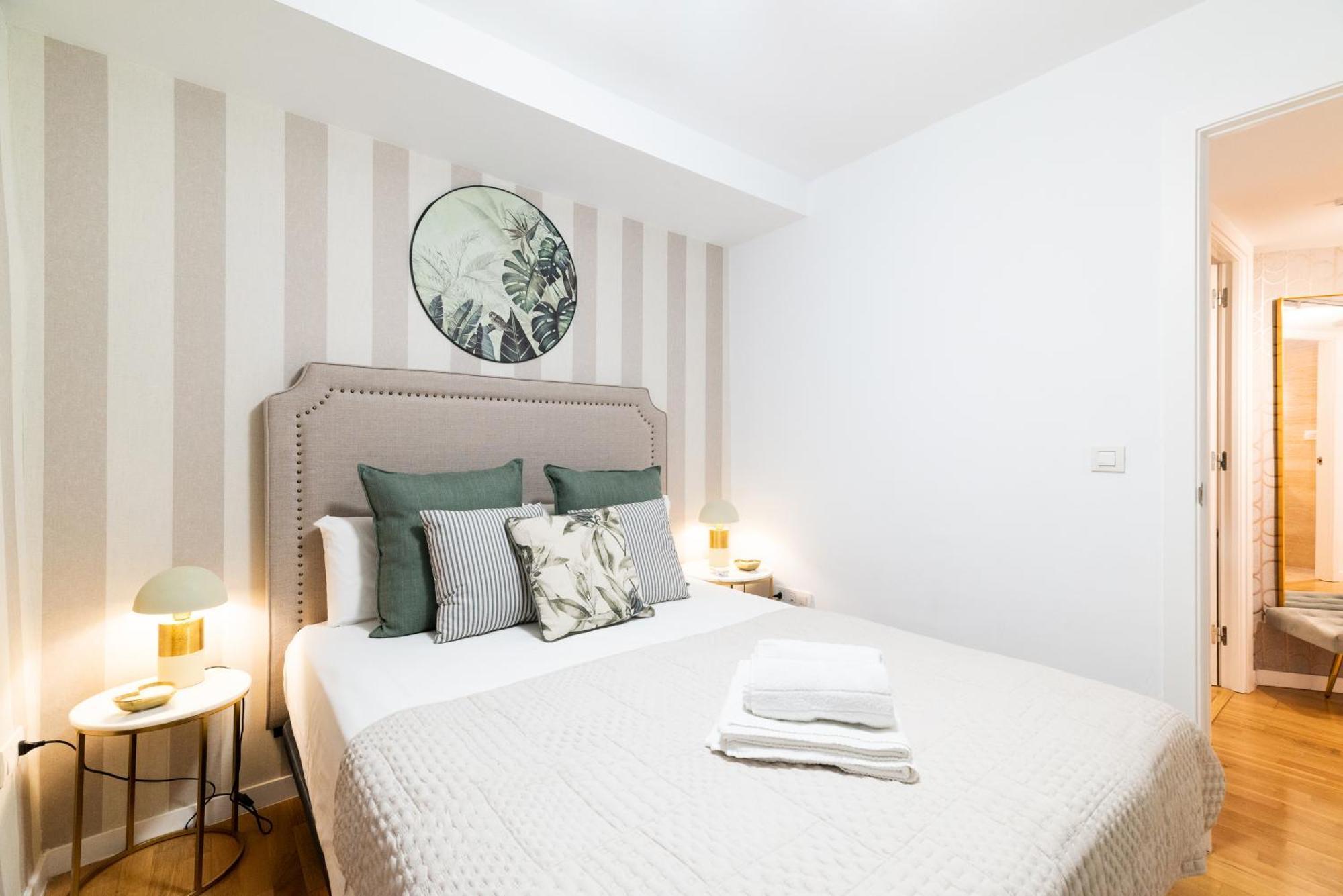 Moderno Apartamento En Granada Centro Buitenkant foto