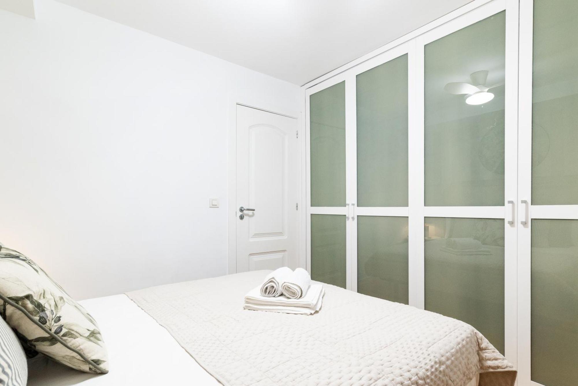 Moderno Apartamento En Granada Centro Buitenkant foto